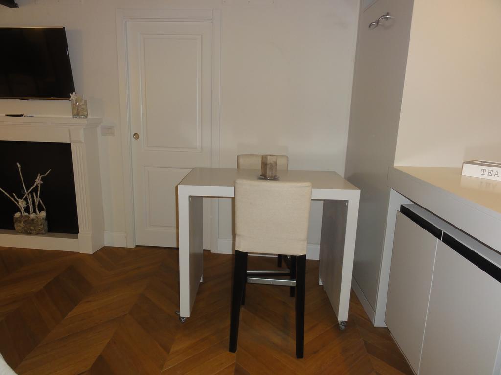 Corso In Florence 아파트 객실 사진
